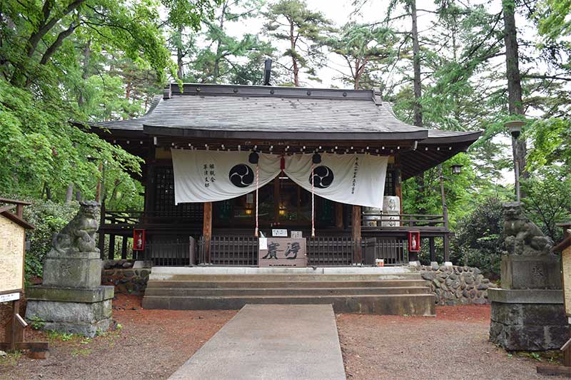 白根神社